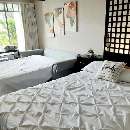 Charming One Bedroom Resort-Style Studio With Pool And Beach Access Ruskin Bagian luar foto